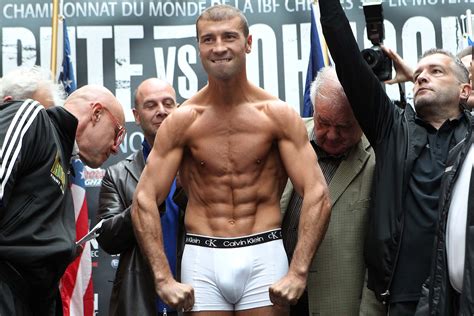 bute vs johnson weigh in results video photos and weights proboxing