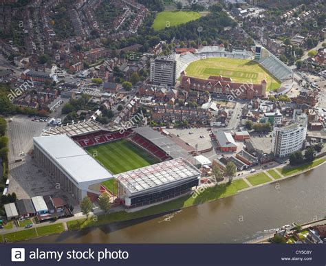 In 1865 nottingham forest played and practised here when they were known as forest football club and the ground was also the home to nottingham racecourse before it moved to its present location. Notts Forest Football Stadium, and Trent Bridge Cricket ...