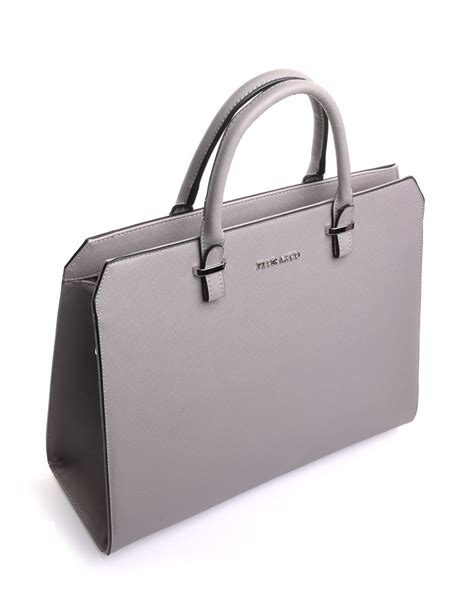 Bespoke children's clothing, luxury women's apparel & accessories. Sac à main gris Flora&co