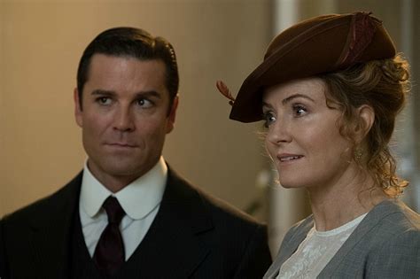 Preview Murdoch Mysteries Goes In For Surgery In “operation Murder” Tv Eh