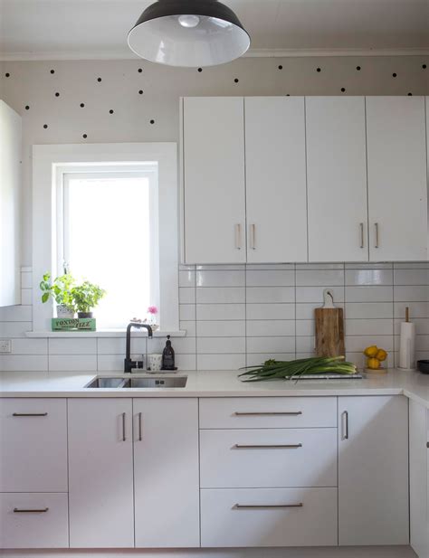 This small Lower Hutt kitchen is unrecognisable after its fresh makeover