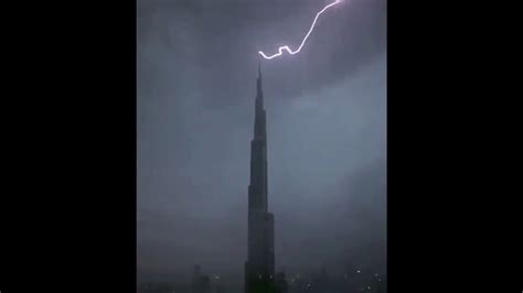 Lightning Strikes Scary And Beautiful Youtube