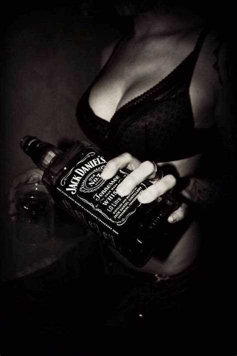 Pin by Edgar Guzmán on Jack Daniels in Jack daniels Jack daniels wallpaper Whiskey girl