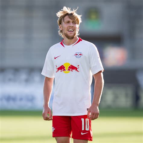 Emil forsberg (born 23 october 1991) is a swedish footballer who plays as a central attacking midfielder for german club rb leipzig, and the sweden national team. Oväntade förbudet: Här är chockbeskedet för Emil Forsberg ...