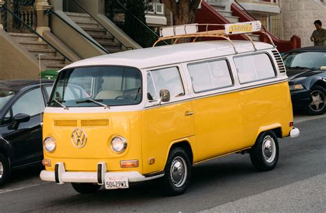 1972 Volkswagen Type 2 Deluxe Volkswagen Type 2 Volkswagen Bus