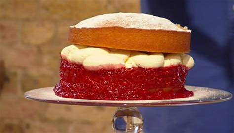 One method is to mix the eggs and sugar together first as in a génoese, the other method (featured here) is to cream. James Martin Victoria sponge with raspberry jam recipe on ...
