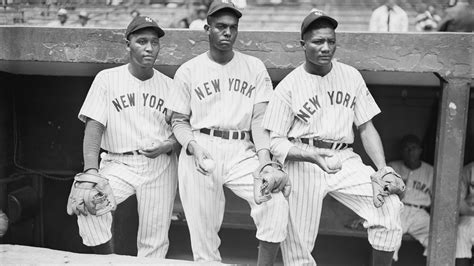 baseball-rights-a-wrong-by-adding-negro-leagues-to-official-records