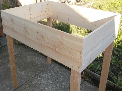 Design Of How To Build A Raised Garden Box With Legs Elish Elly
