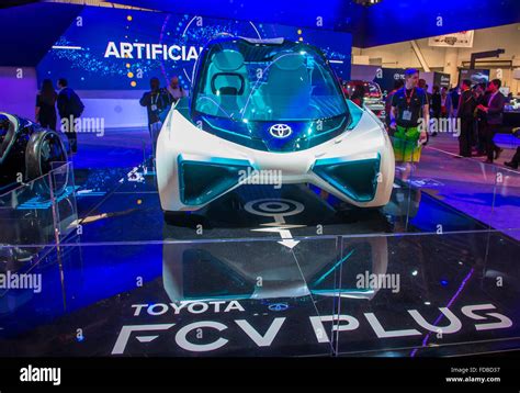 The Toyota Fcv Plus Hydrogen Concept Car At The Ces Show In Las Vegas