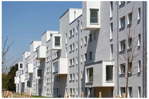Wohnung ist in neuhausen, dusche, hochparterre,. Besonders schallgeschützte Anlage mit 244 Wohnungen ...