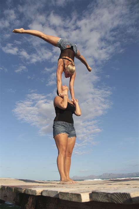 Duo Saras Acrobatics Pair Acrobatics Acro Hand To Hand Handstand
