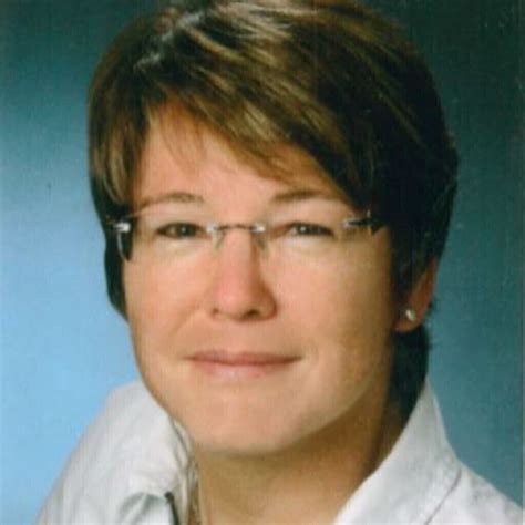 Chemie grünenthal was founded in 1946 by hermann wirtz, sr. Dipl.-Ing. Carmen Hartmann - Laborleiterin Analytik ...