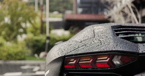 Lamborghini In Rain 4k Ultra Hd Wallpaper Con Imágenes Lluvia