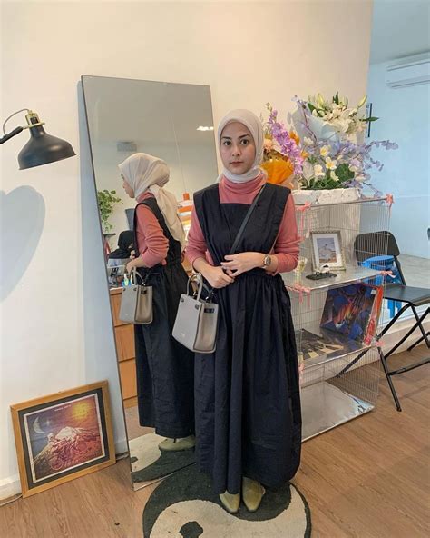 10 Model Gamis Untuk Outfit Nongkrong Ala Dianty Annisa