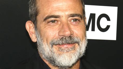 Jeffrey Dean Morgan Teases The Return Of Old Negan On Twds New Spin O