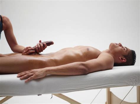 Nude Male Penis Massage