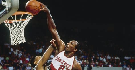 Nba Great Clyde Drexler Comes To Salem For Rare Public Appearance