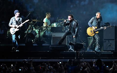 Hd Wallpaper Touring U2 In Concert Rock And Roll Wallpaper Flare