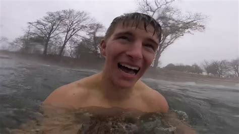 Extreme Polar Plunge In The Snow Youtube