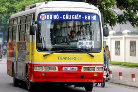 Lúc đó tôi cũng khá hụt hẫng, song bố mẹ chính là điểm tựa, còn thầy cô luôn quan tâm, động viên tôi vượt qua khó khăn đó. Có gì khiến Đại học Khoa học Xã hội và Nhân văn Hà Nội thu ...