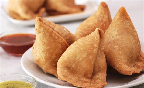 Have You Tried Viral Chicken Samosa Make It With These Ingredients And
