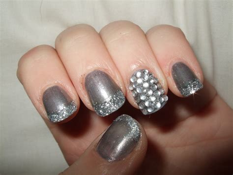 Oooooh Pretty: New Years Eve Nails!