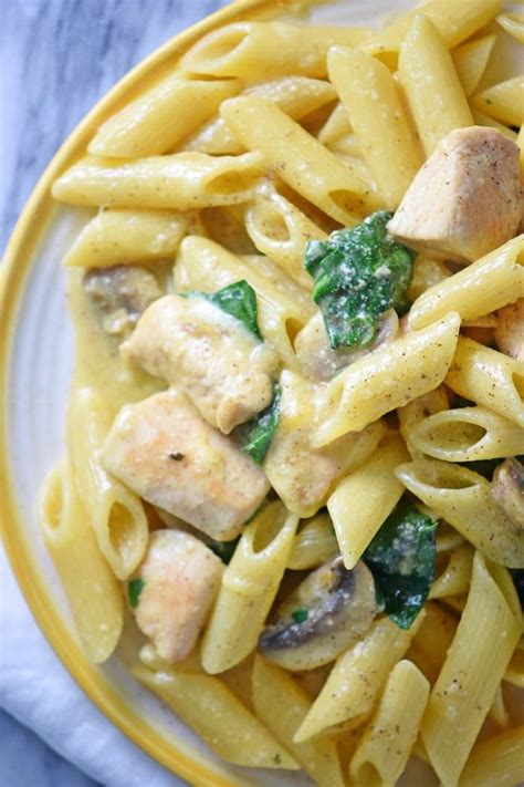 The flavors of this pasta dish work together so nicely. One Pot Creamy Spinach Chicken Pasta | Recipe (With images ...