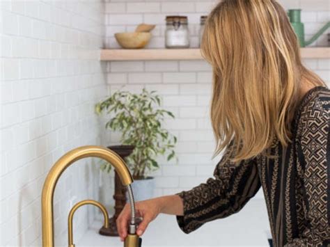 Newport brass, a brasstech company, manufactures a beautiful line of kitchen faucets, bar faucets, grab bars, shower systems, sconce lighting, console sink racks, toilets and more. Newport Brass NB1500-5103-26 East Linear Pull Down Kitchen ...