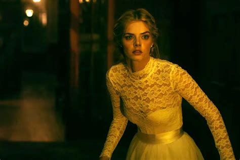 The film stars samara weaving as a newlywed who is hunted by her spouse's evil family as part of their wedding night ritual for satan. Ready or Not (2019) Photo (With images) | Free movies ...