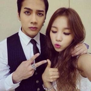 Jackson wang — bullet to the heart 02:25. 王嘉尔女友tiffany是谁?王嘉尔花心交往过很多女友出道前ins女朋_天涯八卦网