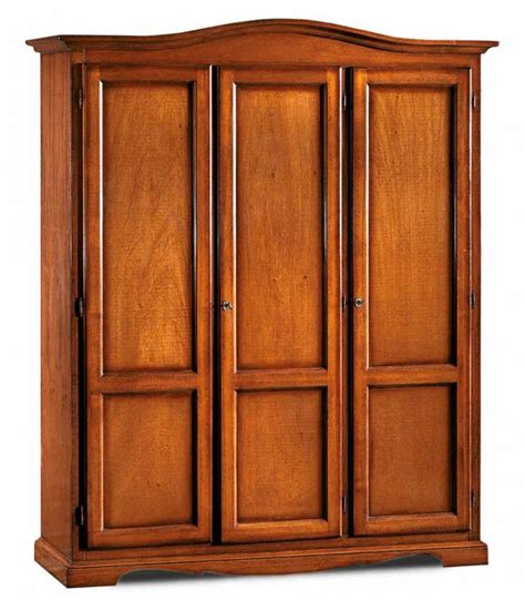 Gli armadi in arte povera sono adatti anche ad altri ambienti. Armadio Legno 3 Porte Classico Noce Arte Povera - Spazio Casa