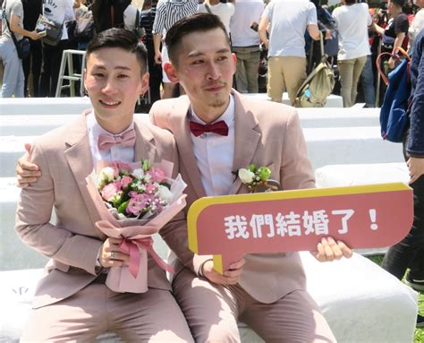Same Sex Marriage Chinas Lgbt Community In Push To Legalise Same Sex