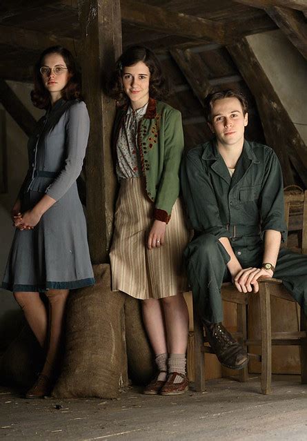 Amybeth mcnulty stars as anne, who has endured an abusive childhood in orphanages and the homes of strangers. THE DIARY OF ANNE FRANK | THE DIARY OF ANNE FRANK FELICITY ...