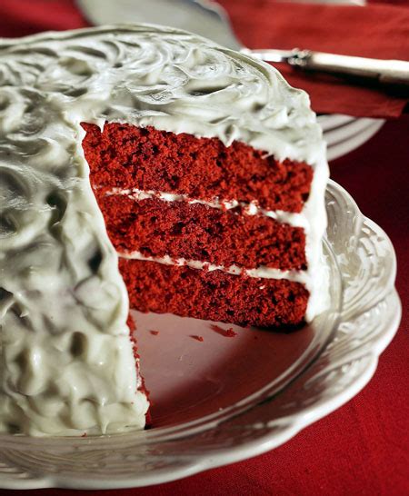 It has a decadent chocolate flavor and the creamiest cream cheese frosting. Red Velvet Cake with Cream Cheese Frosting | lexbake