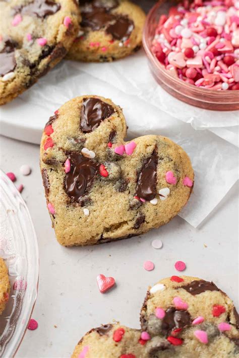 Easy Heart Shaped Chocolate Chip Cookies Bake And Bacon