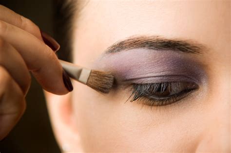 Best Eye Shadow Colors For Brown Eyes Effy Moom Free Coloring Picture wallpaper give a chance to color on the wall without getting in trouble! Fill the walls of your home or office with stress-relieving [effymoom.blogspot.com]