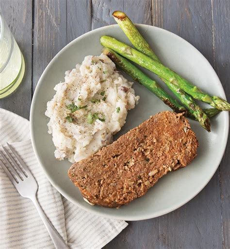 photos by ari of well seasoned  originally published july 24, 2019 — (last updated march 11, 2021) Grandma's Best Meatloaf | Recipe in 2020 | Recipes, Old ...