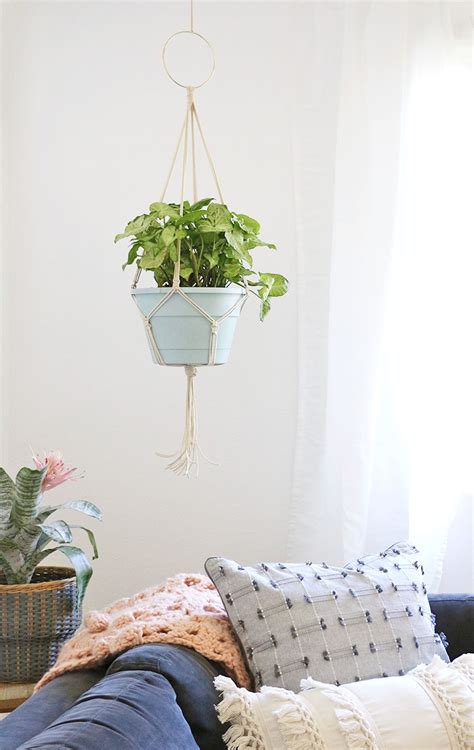 Simple Diy Macrame Plant Hanger Persia Lou