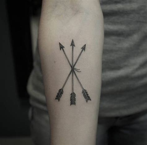 Three Arrows By Marquinho Andre Arrow Tattoos For Women Arrow