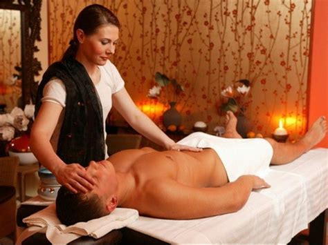 Чувственный релакс массаж для вас мужчины индивидуально во Владивостоке
