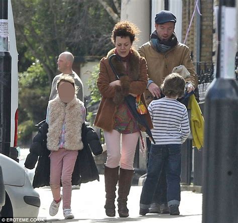 Peaky blinders star mccrory, who was aged 52, had been diagnosed with cancer, with lewis saying she had fought an heroic battle and had died peacefully at home, surrounded by a wave of love from friends and family. Damian Lewis 2020: Wife, net worth, tattoos, smoking & body facts - Taddlr