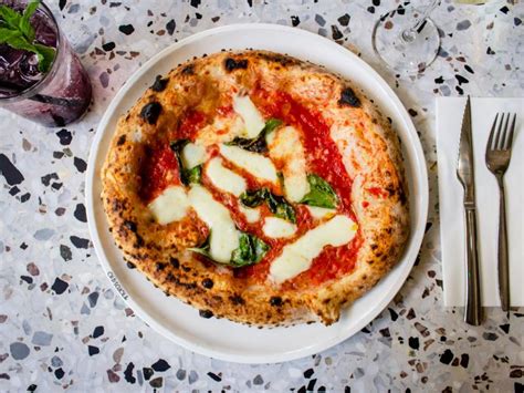 Come Fare Un Impasto Perfetto Per La Pizza Napoletana Guide Di Cucina