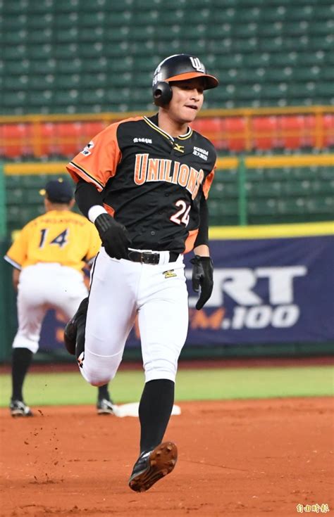 【2021第三週niceplay】陳傑憲─向前撲接飛球 123 觀看次數 馬上加入 line today 運動官方帳號 ，球賽開打即時通知，不錯過任何精彩好球！ 中職》「對獎座是有想法」 陳傑憲放寬心去拚 - 自由體育