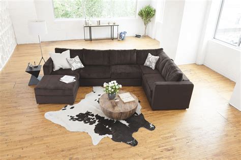 Everything from a queen bed & mattress to midcentury coffee tables are available on kijiji. Pin by Horderly on Couch Arrangement Ideas | Modular ...