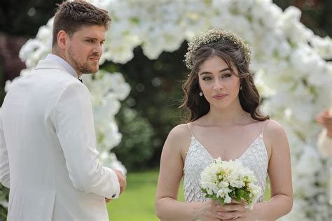 Gönlünü çalıştığı şirketin sahibi olan bora'ya aş. 'Baht Oyunu' Trailer: Kanal D Debuts First Look At ...