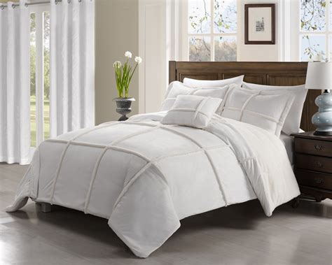 Get Alluring Visage By Displaying A White Comforter Sets King Homesfeed