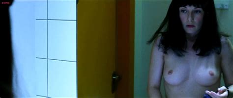 Nude Video Celebs Carice Van Houten Nude Komt Een Vrouw Bij De