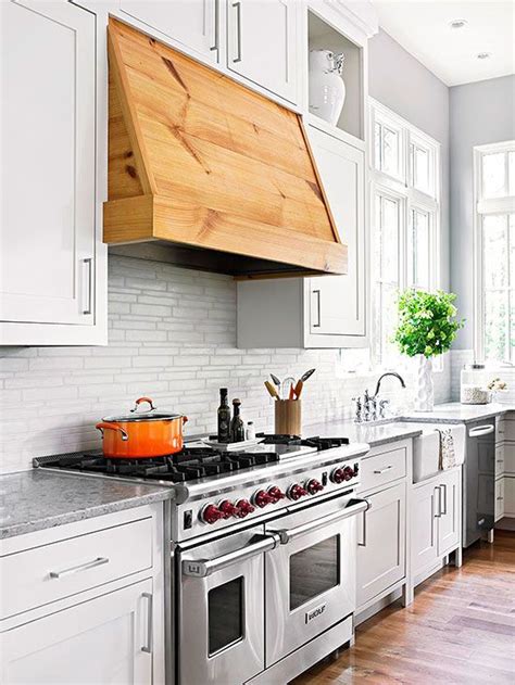From classic, clean white subway tile to a bold herringbone to a creative and unusual patterned tile, there's no shortage of ideas, along with a myriad of things to consider: Kitchen Backsplash Ideas | Subway tile backsplash, Classic ...