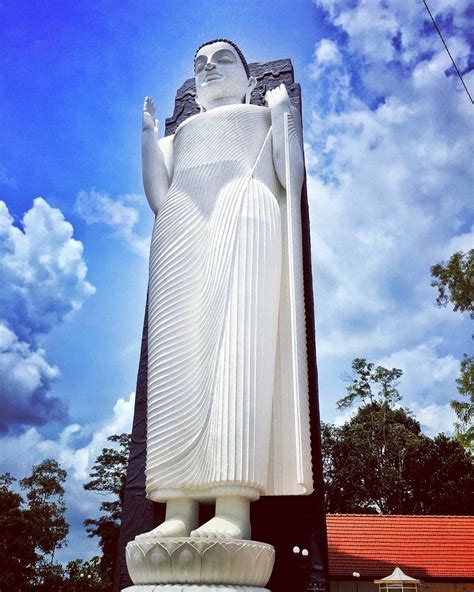 South Asias Tallest Standing Buddha Statue At Batamulla Kanda Travel