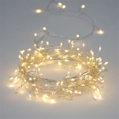 320 LED Cluster Light Garland - Warm White - Theperfectco.com